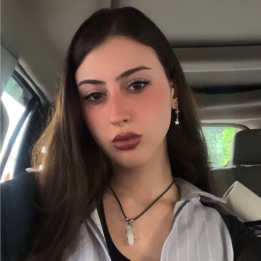 Meet your Posher, Amal